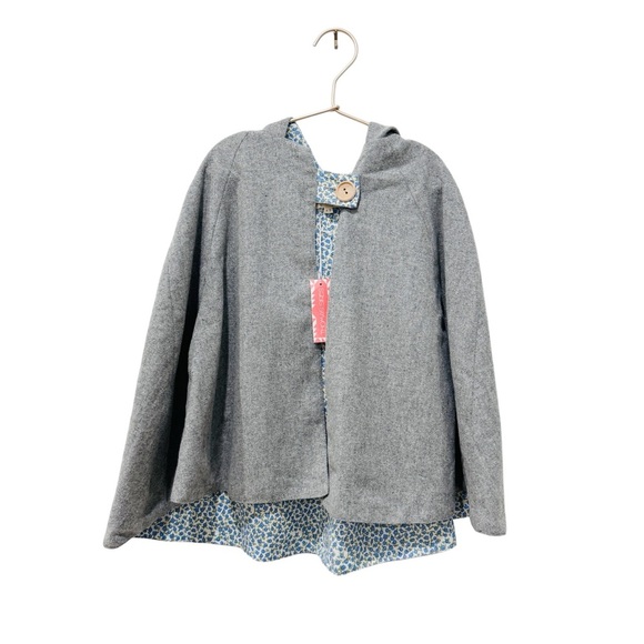 Kokka Kids wool cashmere gray cape Jacket with cotton floral Lining NEW - Picture 1 of 8